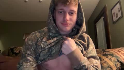 Snapshot of blue_eyed_beau chatting on 7, 2, 2026 Beau online show from 7, 2, 2026