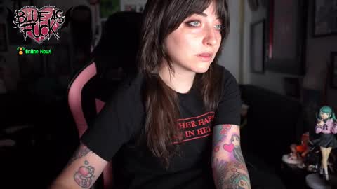 Blue online show from 2, 12, 2025