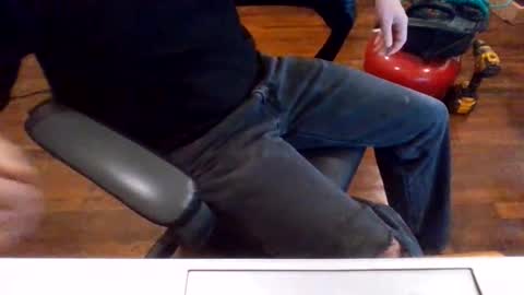 Snapshot of bluecollar_smalldick chatting on 25, 5, 2026 bluecollar_smalldick online show from 25, 5, 2026