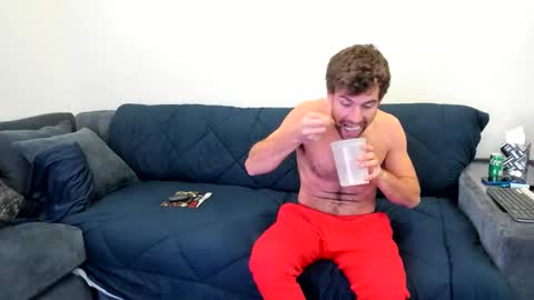 Snapshot of bluecollarhunk chatting on 17, 12, 2025 BlueCollarHunk online show from 17, 12, 2025