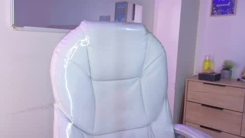        online show from 10, 4, 2026