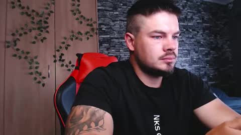 blueeyeboy0 online show from 10, 11, 2025