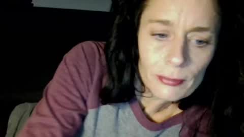 Blueeyedlie online show from 4, 1, 2025