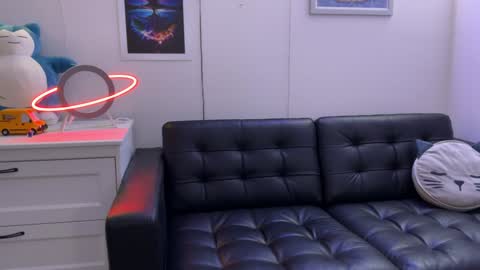 Snapshot of blueeyedtallguy chatting on 2, 12, 2024 blueeyedtallguy online show from 2, 12, 2024