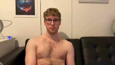 Snapshot of blueeyedtallguy chatting on 9, 12, 2024 blueeyedtallguy online show from 9, 12, 2024