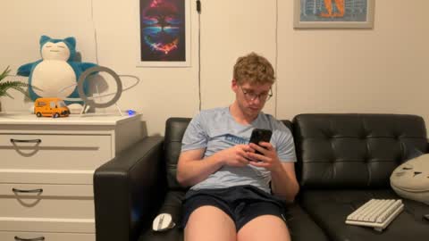 Snapshot of blueeyedtallguy chatting on 14, 12, 2024 blueeyedtallguy online show from 14, 12, 2024