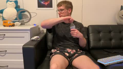 Snapshot of blueeyedtallguy chatting on 9, 1, 2025 blueeyedtallguy online show from 9, 1, 2025