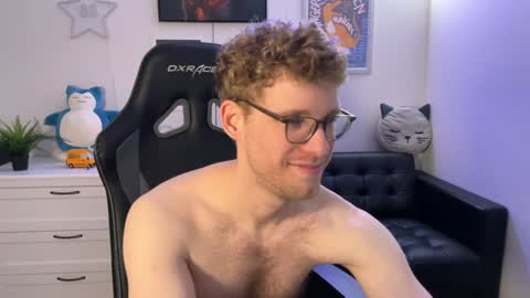 Snapshot of blueeyedtallguy chatting on 14, 1, 2025 blueeyedtallguy online show from 14, 1, 2025