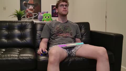 Snapshot of blueeyedtallguy chatting on 9, 10, 2025 blueeyedtallguy online show from 9, 10, 2025