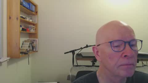 blueeyesn8 online show from 4, 12, 2024