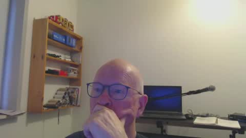 blueeyesn8 online show from 8, 12, 2024