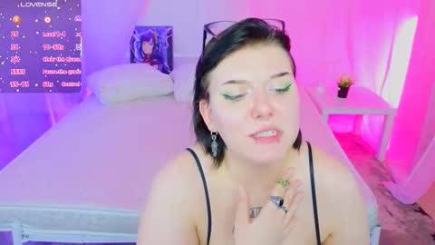 Hi my name is Lunaray online show from 9, 11, 2025