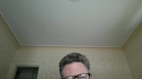 bluemoose70 online show from 6, 1, 2025