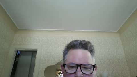 bluemoose70 online show from 2, 3, 2025