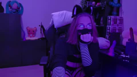 Blue online show from 15, 2, 2026