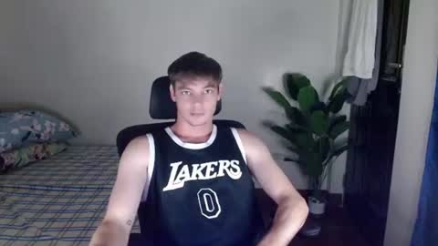 blueeyedboyisasia online show from 29, 7, 2026