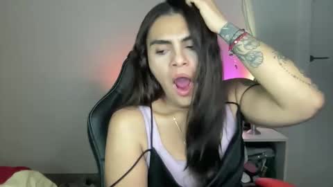 Snapshot of blumakinsey_ chatting on 14, 1, 2026 blumakinsey_ online show from 14, 1, 2026