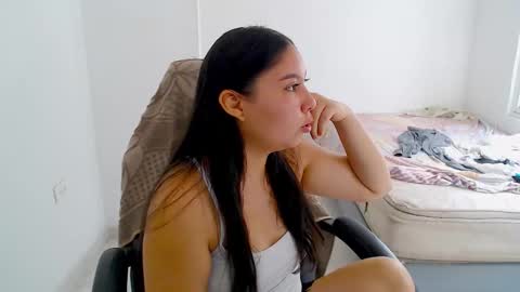  Hey guysI am BrendaWelcome my room online show from 23, 2, 2026