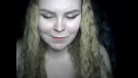 blushing_star online show from 12, 3, 2025