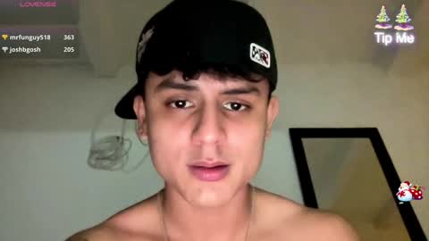 Bob  INDEPENDENT MODEL online show from 14, 12, 2024