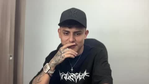 Bob  INDEPENDENT MODEL online show from 23, 2, 2025