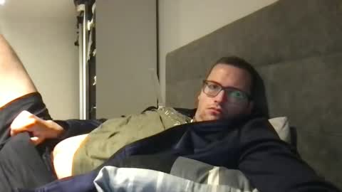 Snapshot of bobbele94 chatting on 15, 9, 2025 bobbele94 online show from 15, 9, 2025