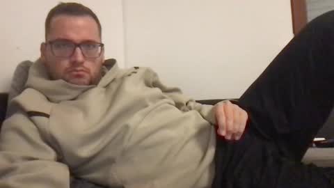 Snapshot of bobbele94 chatting on 30, 10, 2025 bobbele94 online show from 30, 10, 2025