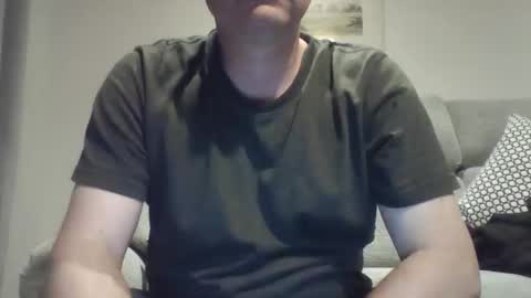 bobby_113 online show from 2, 11, 2025