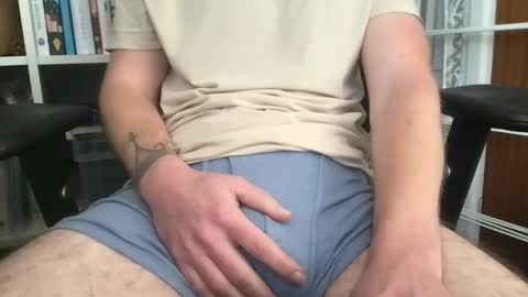 bobbybrownshoozz online show from 4, 12, 2024