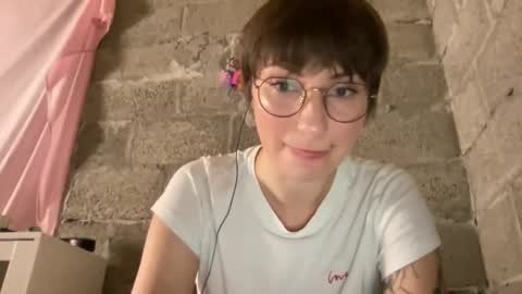 Snapshot of bobwig4 chatting on 19, 9, 2025 Tips prfr 11-55-111 tok online show from 19, 9, 2025