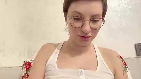 Snapshot of bobwig4 chatting on 10, 11, 2025 Tips prfr 11-55-111 tok online show from 10, 11, 2025