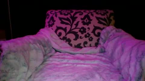 milf online show from 12, 10, 2025