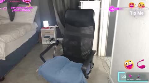 Ningifun couple online show from 10, 2, 2026