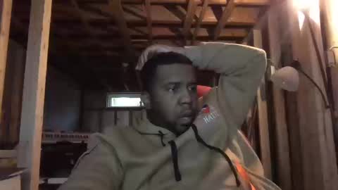 Bogarcon234 online show from 10, 10, 2025