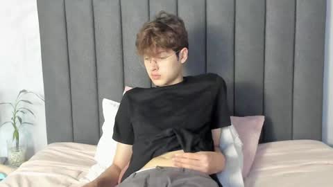 Boleyn online show from 25, 1, 2025