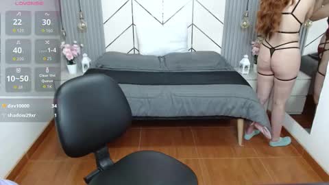 Paris online show from 4, 10, 2025