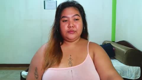 Snapshot of bombastic_darla chatting on 27, 3, 2026 bombastic_darla online show from 27, 3, 2026