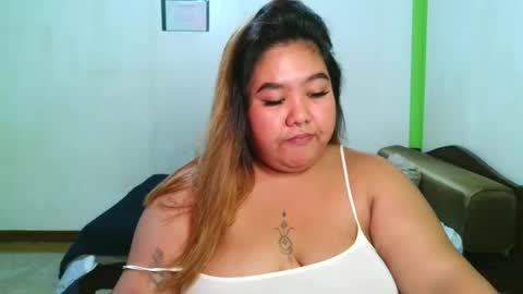 Snapshot of bombastic_darla chatting on 3, 4, 2026 bombastic_darla online show from 3, 4, 2026