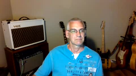 Snapshot of bomec40 chatting on 8, 7, 2026 Carl online show from 8, 7, 2026