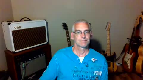 Snapshot of bomec40 chatting on 10, 7, 2026 Carl online show from 10, 7, 2026