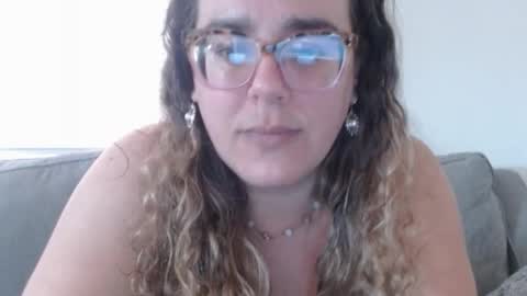 Snapshot of bongmamabear chatting on 26, 5, 2026 bongmamabear online show from 26, 5, 2026