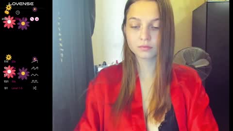 Snapshot of boni_nell__ chatting on 13, 12, 2024 Nell online show from 13, 12, 2024