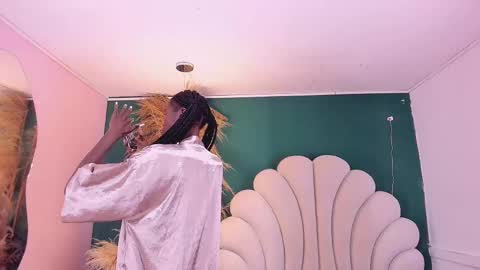 bonieklent online show from 11, 3, 2025