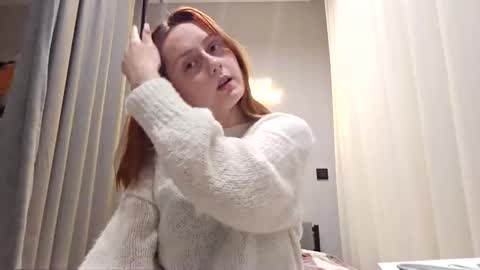 Snapshot of bonne_chance chatting on 19, 2, 2025 bonne_chance online show from 19, 2, 2025