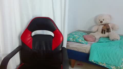 Bonnie online show from 6, 2, 2025