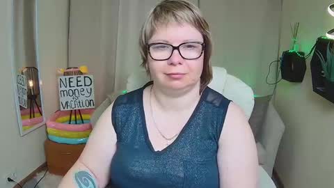 Snapshot of bonnnyboobsy chatting on 22, 5, 2026 bonnnyboobsy online show from 22, 5, 2026