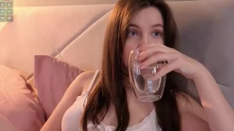 Eva online show from 5, 10, 2025