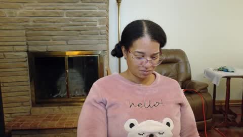Snapshot of bonvivantb chatting on 31, 10, 2025 Queen Bon Vivantt online show from 31, 10, 2025