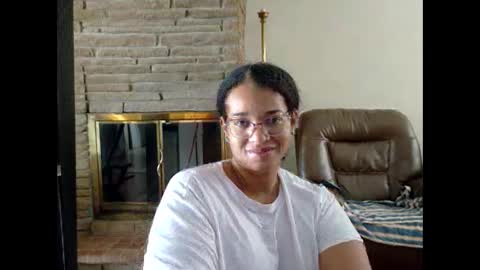 Snapshot of bonvivantb chatting on 2, 12, 2025 Queen Bon Vivantt online show from 2, 12, 2025