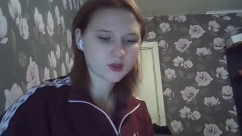 Snapshot of bony_may4 chatting on 6, 3, 2025 bony_may4 online show from 6, 3, 2025